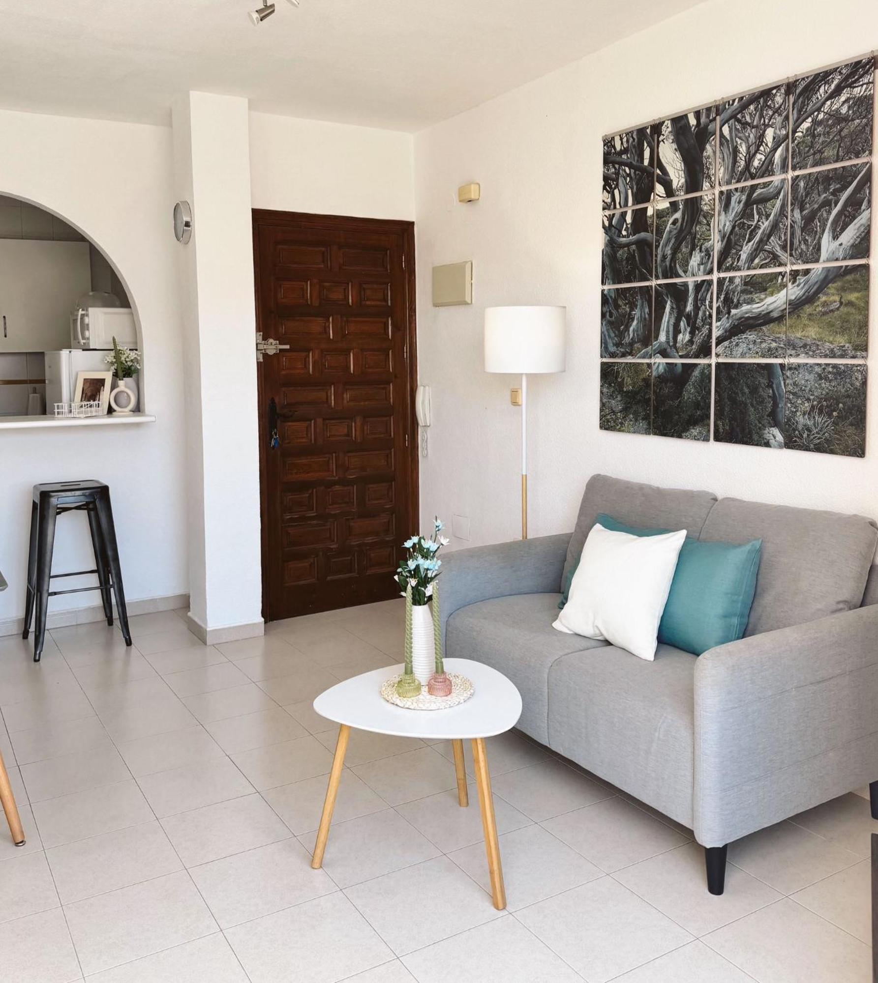 Apartment El Paraiso, 1 Bedroom 300M From The Sea Torrevieja Extérieur photo